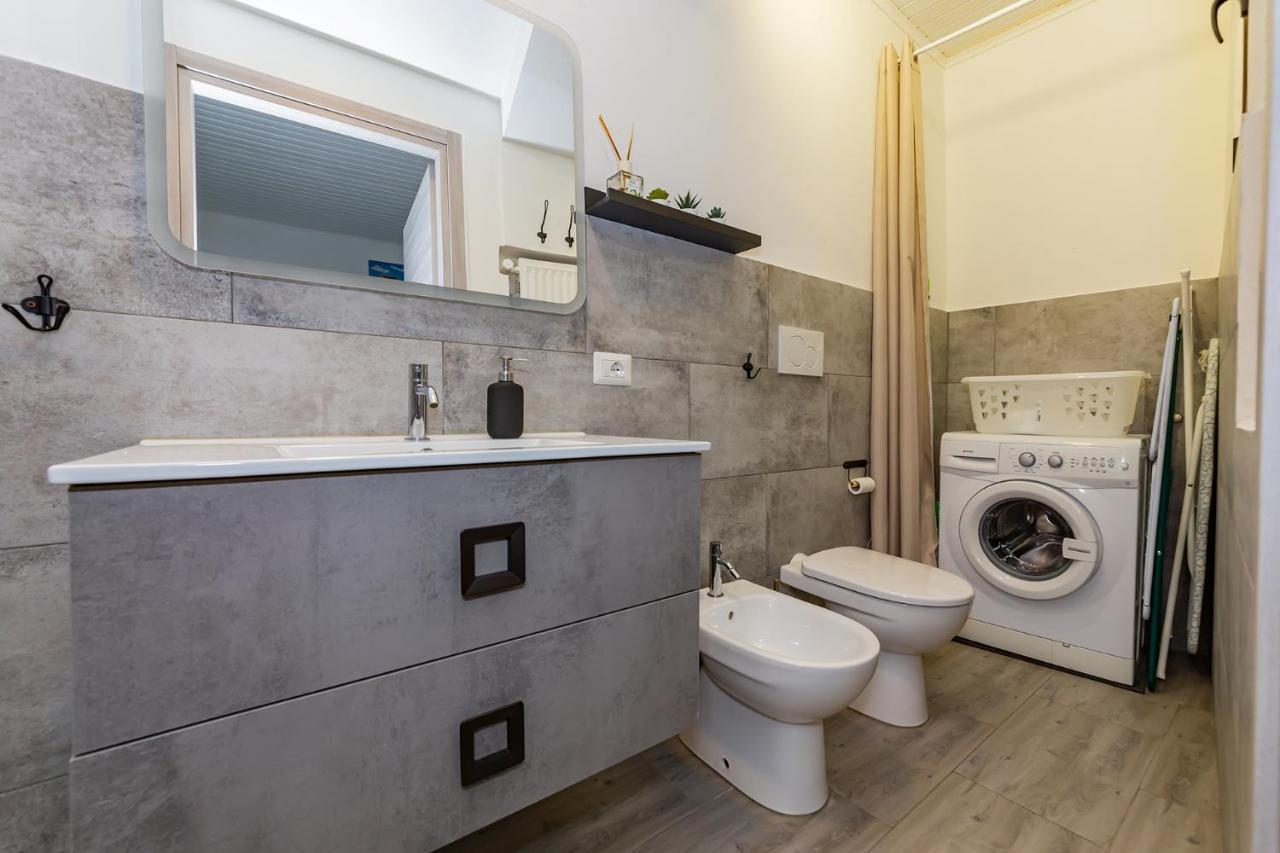 Art Design Apartment - City Center Mediolan Zewnętrze zdjęcie