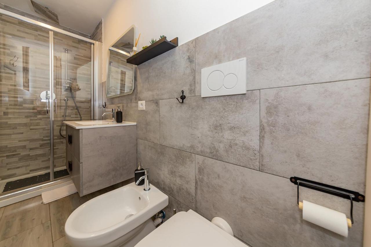 Art Design Apartment - City Center Mediolan Zewnętrze zdjęcie
